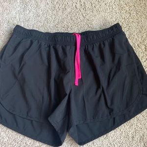 Old Navy active